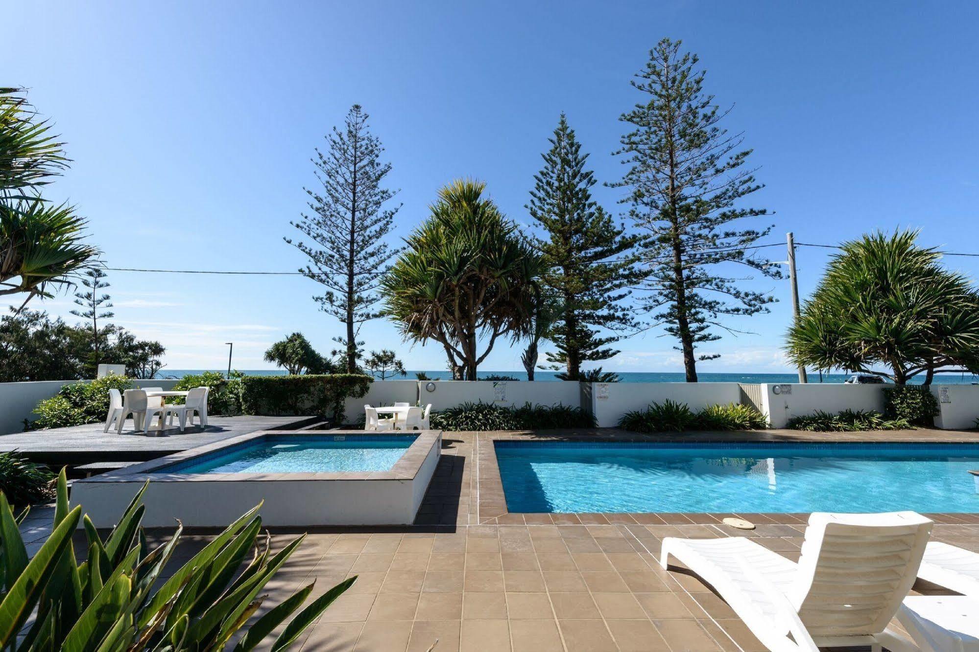 C Bargara Resort Exterior photo